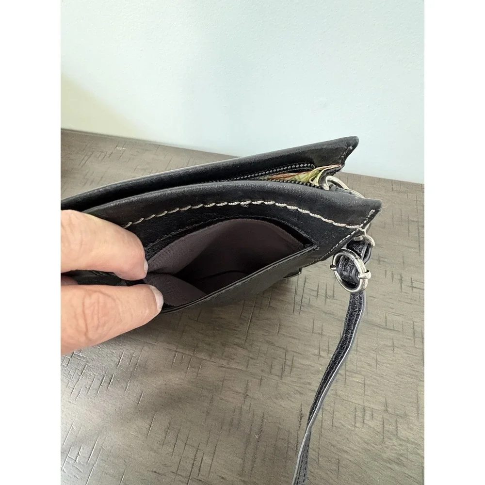 The Sak Iris Leather Three-Way-Wear Crossbody Clutch Black Pebble Leather